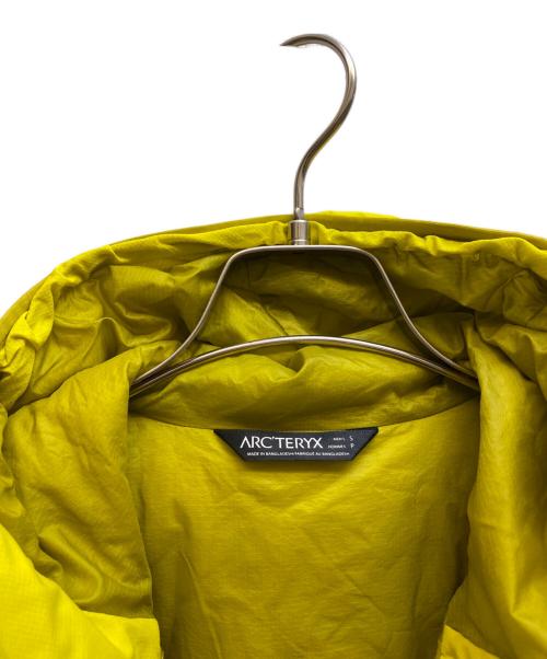 ARC'TERYX（アークテリクス）ARC'TERYX (アークテリクス) ATOM AR HOODY イエロー サイズ:Sの古着・服飾アイテム