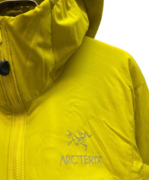 ARC'TERYX（アークテリクス）ARC'TERYX (アークテリクス) ATOM AR HOODY イエロー サイズ:Sの古着・服飾アイテム