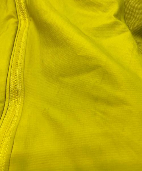 ARC'TERYX（アークテリクス）ARC'TERYX (アークテリクス) ATOM AR HOODY イエロー サイズ:Sの古着・服飾アイテム