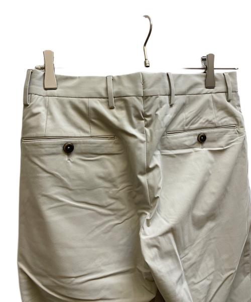 PT TORINO（ピーティートリノ）PT TORINO (ピーティートリノ) ノープリーツ スラックス ホワイト サイズ:42の古着・服飾アイテム