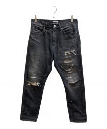 uniform experiment（ユニフォームエクスペリメント）の古着「DAMAGED DENIM TAPERED-FIT JEANS」｜グレー