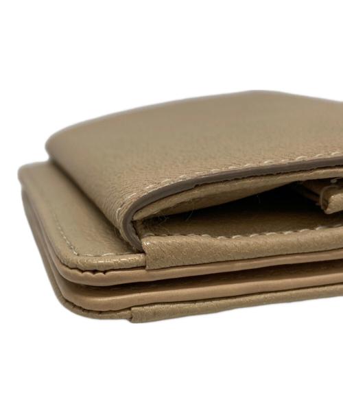 genten（ゲンテン）genten (ゲンテン) フレスコ 二つ折り財布 / 44311-40 ベージュの古着・服飾アイテム