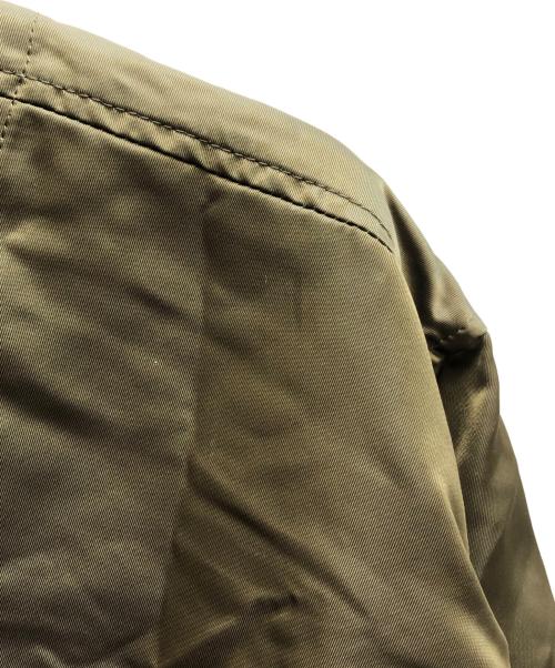 WHITE MOUNTAINEERING（ホワイトマウンテ二アニング）WHITE MOUNTAINEERING (ホワイトマウンテ二アニング) フライトジャケット グリーン サイズ:1の古着・服飾アイテム