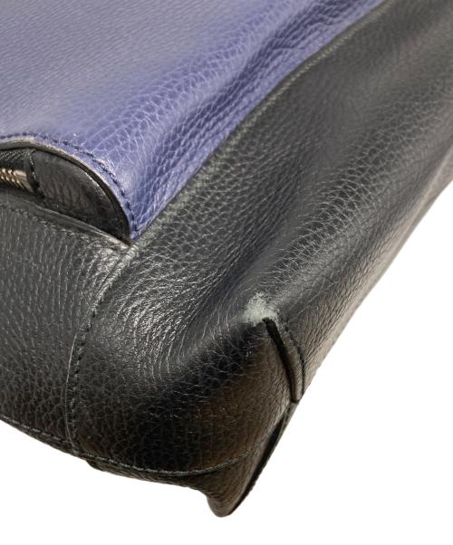 GUCCI（グッチ）GUCCI (グッチ) コスモポリス レザートートバッグ ネイビー×ブラックの古着・服飾アイテム