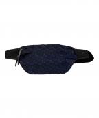 BURBERRYバーバリー）の古着「TBモノグラム ベルトバッグ」｜ネイビー