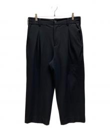 WHITE MOUNTAINEERING（ホワイトマウンテ二アニング）の古着「2 TUCK PANTS」｜ブラック