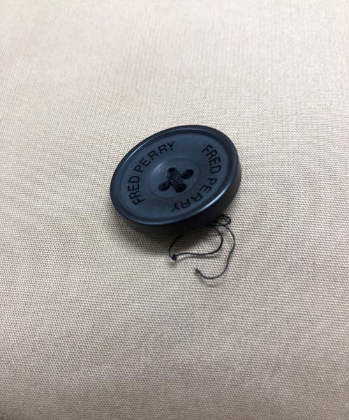 FRED PERRY（フレッドペリー）FRED PERRY (フレッドペリー) トレンチコート/F2563 ベージュ サイズ:Sの古着・服飾アイテム