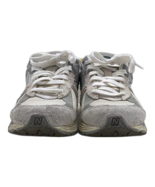 NEW BALANCE（ニューバランス）NEW BALANCE (ニューバランス) M2002REK アイボリー サイズ:US9.5/UK9/EU43の古着・服飾アイテム