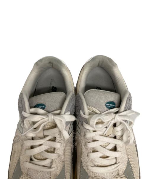 NEW BALANCE（ニューバランス）NEW BALANCE (ニューバランス) M2002REK アイボリー サイズ:US9.5/UK9/EU43の古着・服飾アイテム