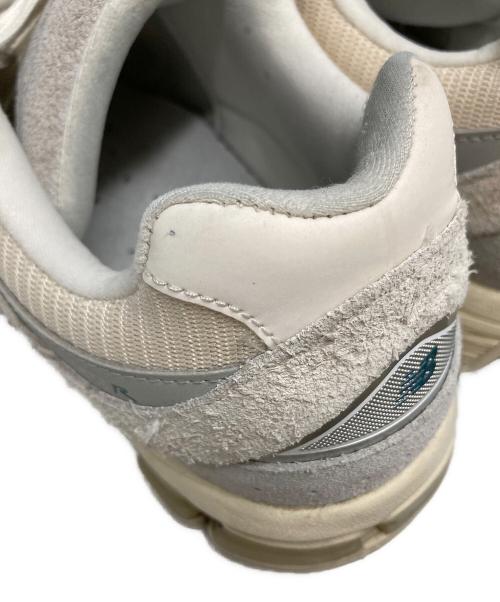 NEW BALANCE（ニューバランス）NEW BALANCE (ニューバランス) M2002REK アイボリー サイズ:US9.5/UK9/EU43の古着・服飾アイテム