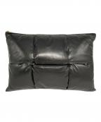 BOTTEGA VENETAボッテガベネタ）の古着「マキシイントレチャートクラッチバッグ」｜ブラック