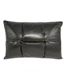 BOTTEGA VENETA（ボッテガベネタ）の古着「マキシイントレチャートクラッチバッグ」｜ブラック