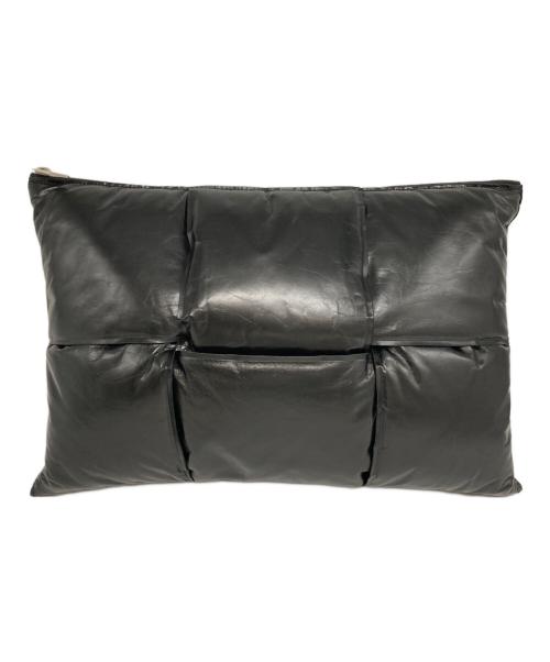 BOTTEGA VENETA（ボッテガベネタ）BOTTEGA VENETA (ボッテガベネタ) マキシイントレチャートクラッチバッグ ブラックの古着・服飾アイテム