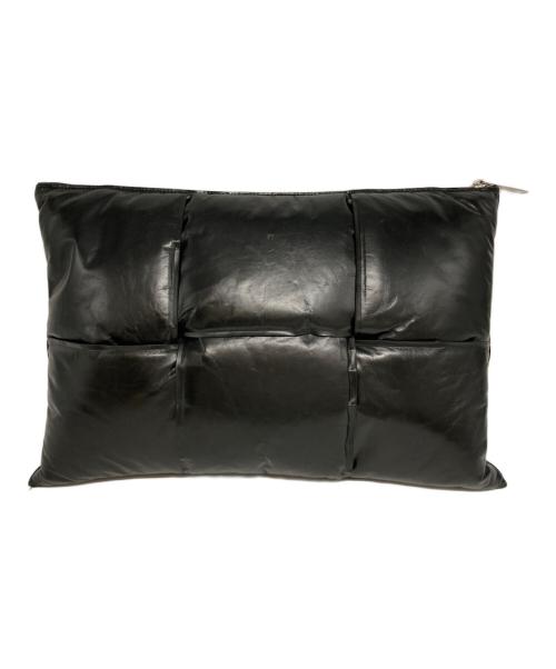 BOTTEGA VENETA（ボッテガベネタ）BOTTEGA VENETA (ボッテガベネタ) マキシイントレチャートクラッチバッグ ブラックの古着・服飾アイテム