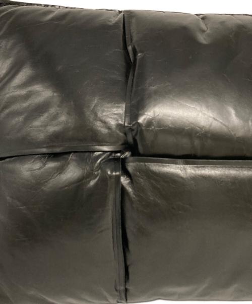 BOTTEGA VENETA（ボッテガベネタ）BOTTEGA VENETA (ボッテガベネタ) マキシイントレチャートクラッチバッグ ブラックの古着・服飾アイテム