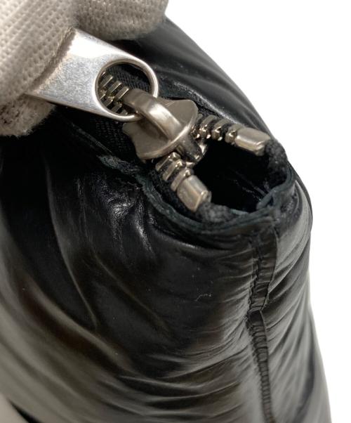 BOTTEGA VENETA（ボッテガベネタ）BOTTEGA VENETA (ボッテガベネタ) マキシイントレチャートクラッチバッグ ブラックの古着・服飾アイテム