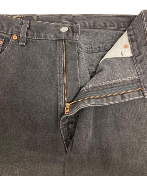 LEVI'S（リーバイス）LEVI'S (リーバイス) 後染め505デニムパンツ ブラック サイズ:36の古着・服飾アイテム