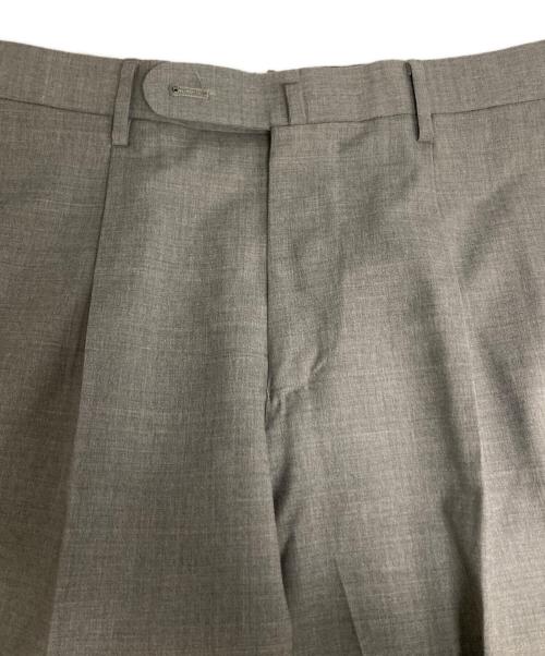Brilla per il gusto（ブリッラ ペル イルグースト）Brilla per il gusto (ブリッラ ペル イルグースト) LORO PIANA FABRIC 1プリーツスラックス グレー サイズ:44の古着・服飾アイテム