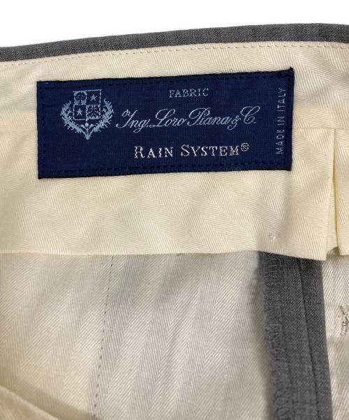Brilla per il gusto（ブリッラ ペル イルグースト）Brilla per il gusto (ブリッラ ペル イルグースト) LORO PIANA FABRIC 1プリーツスラックス グレー サイズ:44の古着・服飾アイテム