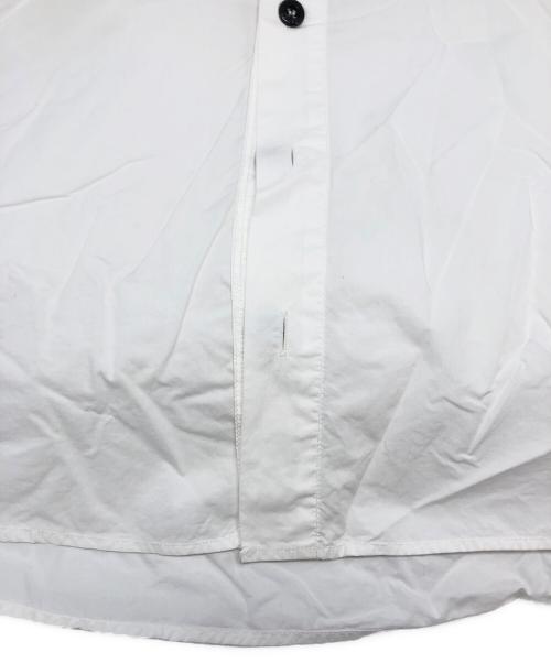 STONE ISLAND（ストーンアイランド）STONE ISLAND (ストーンアイランド) 刺繍ロゴ半袖シャツ/701512610 ホワイト サイズ:Sの古着・服飾アイテム