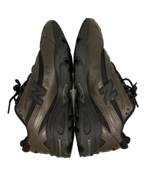 NEW BALANCE（ニューバランス）NEW BALANCE (ニューバランス) UNITED ARROWS (ユナイテッドアローズ) M1000UA カーキ×ブラック サイズ:US9.5の古着・服飾アイテム