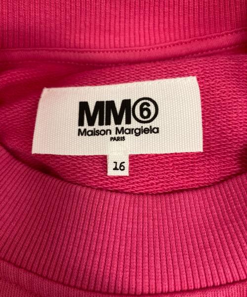 MM6 Maison Margiela（エムエムシックスメゾンマルジェラ）MM6 Maison Margiela (エムエムシックスメゾンマルジェラ) メタリックロゴスウェットシャツ / MM6S48U ピンク サイズ:16Yの古着・服飾アイテム