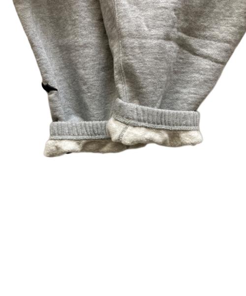 SUPREME（シュプリーム）SUPREME (シュプリーム) Raised Embroidery Sweatpant グレー サイズ:Smallの古着・服飾アイテム