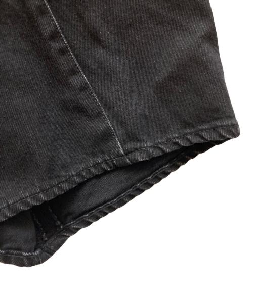 NVRFRGT（ネヴァーフォーゲット）NVRFRGT (ネヴァーフォーゲット) 3D TWISTED WIDE LEG JEANS/NF242P04A ブラック サイズ:1の古着・服飾アイテム