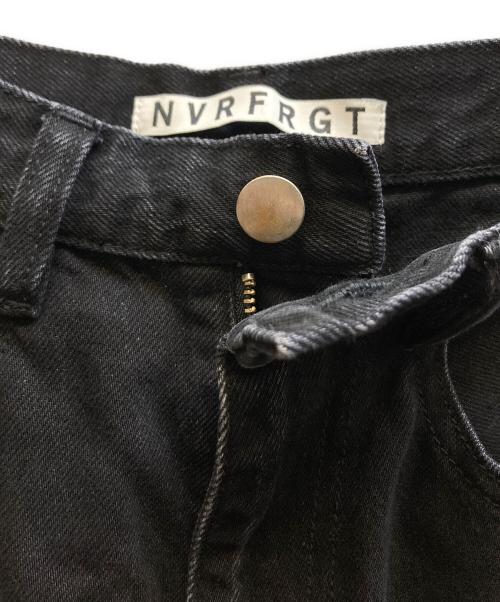 NVRFRGT（ネヴァーフォーゲット）NVRFRGT (ネヴァーフォーゲット) 3D TWISTED WIDE LEG JEANS/NF242P04A ブラック サイズ:1の古着・服飾アイテム