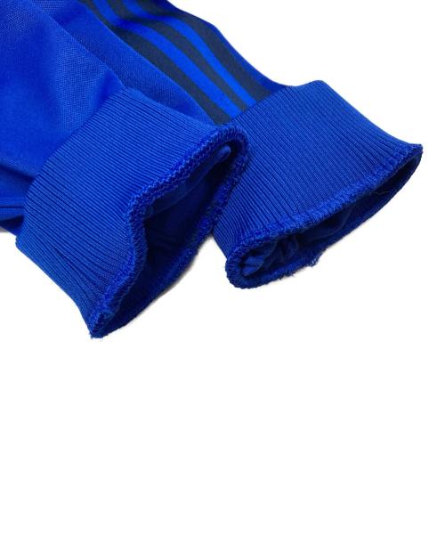adidas（アディダス）adidas (アディダス) マンチェスター・ユナイテッド ジョージ・ベスト トラックトップ/IV7537 ブルー サイズ:XLの古着・服飾アイテム