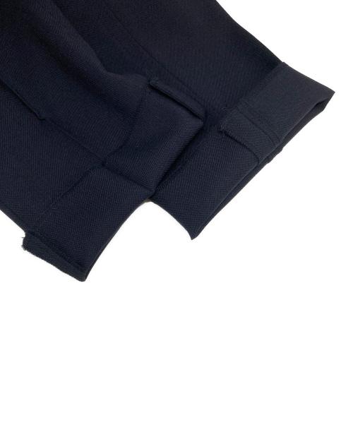 UNITED ARROWS TOKYO（ユナイテッドアローズトウキョウ）UNITED ARROWS TOKYO (ユナイテッドアローズトウキョウ) 山栄ポーラーソリッド3ボタンスーツ/1123-273-5593 ネイビー サイズ:48 未使用品の古着・服飾アイテム