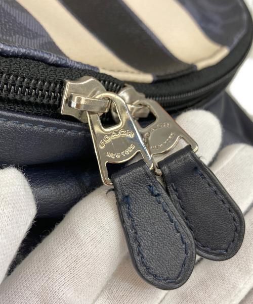 COACH（コーチ）COACH (コーチ) シグネチャーラインリュック/F72340 ネイビーの古着・服飾アイテム