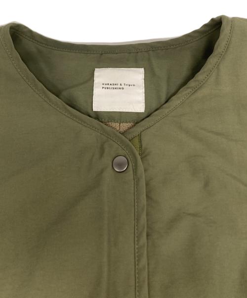 kurashi&trips publishing（クラシアンドトリップス パブリッシング）kurashi&trips publishing (クラシアンドトリップス パブリッシング) 裏フリースノーカラージャケット / 903-70903868-X グリーン サイズ:-の古着・服飾アイテム