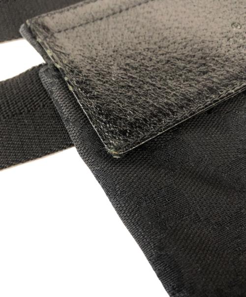 GUCCI（グッチ）GUCCI (グッチ) ウエストポーチ/28566 ブラックの古着・服飾アイテム