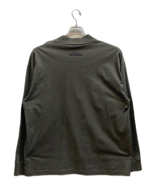 FOG ESSENTIALS（フィアオブゴッド エッセンシャル）FOG ESSENTIALS (フィアオブゴッド エッセンシャル) モックネックカットソー オリーブ サイズ:Mの古着・服飾アイテム
