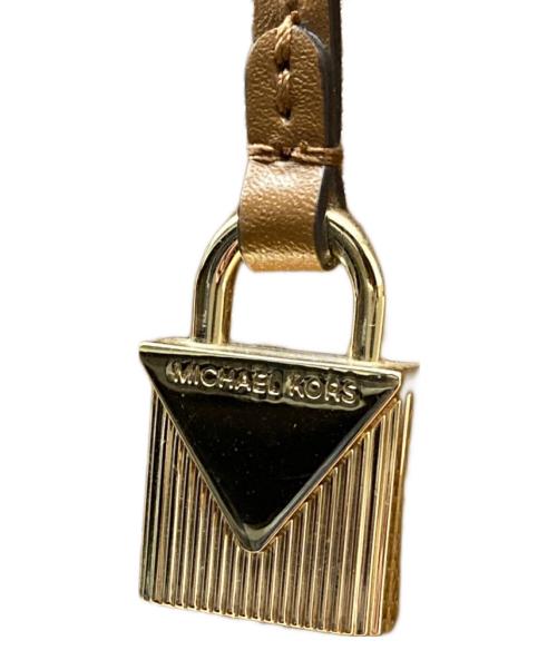 MICHAEL KORS（マイケル・コース）MICHAEL KORS (マイケル・コース) マーサーベルテッドラージサッチェル/30S9GM9S3L ベージュ サイズ:-の古着・服飾アイテム