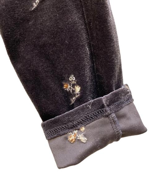 Lily Brown（リリーブラウン）Lily Brown (リリーブラウン) フラワーエンブロイダリースクエアネックベロアワンピース/LWCO244140 ブラウン サイズ:ONEの古着・服飾アイテム