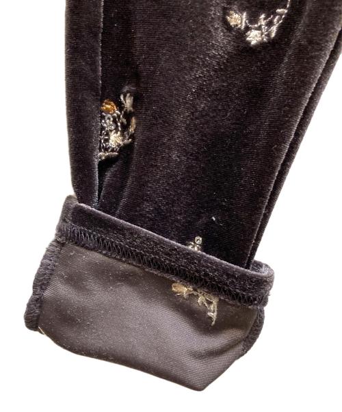 Lily Brown（リリーブラウン）Lily Brown (リリーブラウン) フラワーエンブロイダリースクエアネックベロアワンピース/LWCO244140 ブラウン サイズ:ONEの古着・服飾アイテム