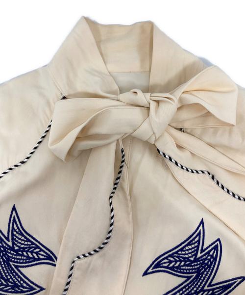 TOGA PULLA（トーガ プルラ）TOGA PULLA (トーガ プルラ) Rayon embroidery dress/TP92-FH228 ベージュ サイズ:36の古着・服飾アイテム