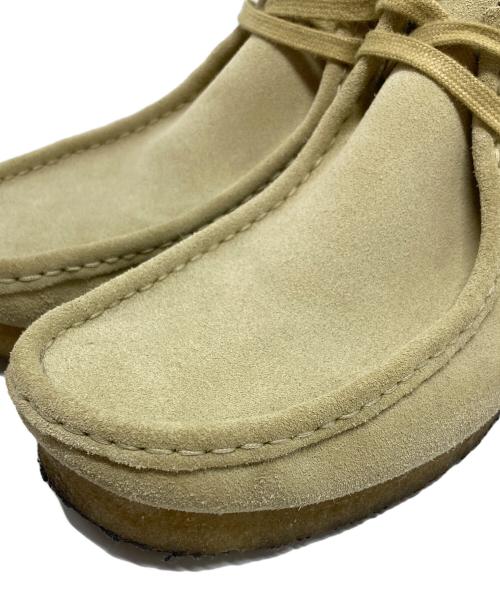 CLARKS（クラークス）CLARKS (クラークス) ワラビーブーツ ベージュ サイズ:26.5cmの古着・服飾アイテム