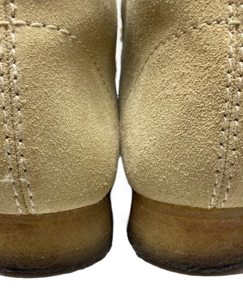 CLARKS（クラークス）CLARKS (クラークス) ワラビーブーツ ベージュ サイズ:26.5cmの古着・服飾アイテム