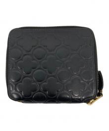COMME des GARCONS（コムデギャルソン）の古着「花形押し2つ折りラウンドファスナー財布」｜ブラック