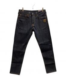 EVISU（エヴィス）の古着「鶴の恩返し 大黒刺繡プリントテーパーフィットジーンズ/2EAHTM5JE105517DN」｜インディゴ