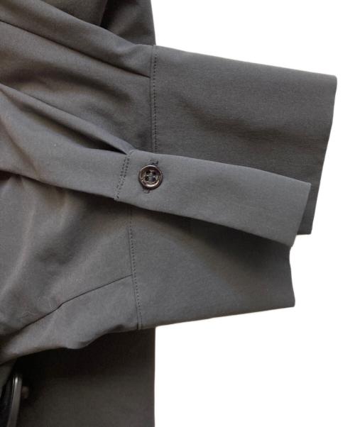 icB（アイシービー）icB (アイシービー) ヴィンテージスパンブロードバンドカラー長袖ブラウス/BLCYCW0417 グレー サイズ:4(9)の古着・服飾アイテム