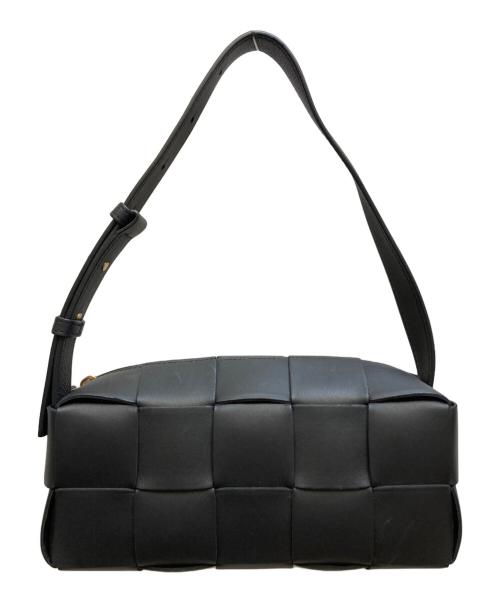 BOTTEGA VENETA（ボッテガベネタ）BOTTEGA VENETA (ボッテガベネタ) ブリックカセットハンドバッグ ブラックの古着・服飾アイテム