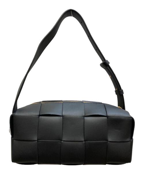 BOTTEGA VENETA（ボッテガベネタ）BOTTEGA VENETA (ボッテガベネタ) ブリックカセットハンドバッグ ブラックの古着・服飾アイテム