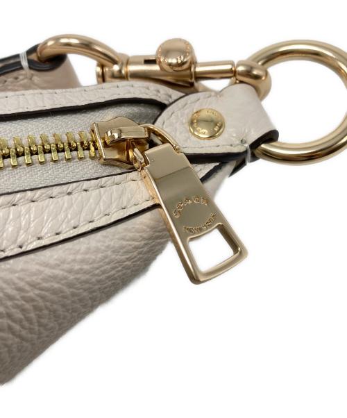 COACH（コーチ）COACH (コーチ) アリア ショルダー バッグ/CO996 ベージュ サイズ:-の古着・服飾アイテム