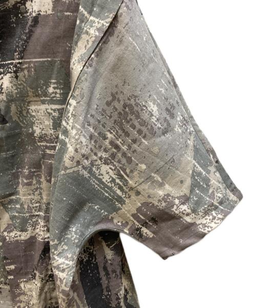 ERIKO YAMAGUCHI（エリコ ヤマグチ）ERIKO YAMAGUCHI (エリコ ヤマグチ) Nomad Shirt Printed Wool Khadi/MK17730-NGYNO アイボリー サイズ:Mの古着・服飾アイテム