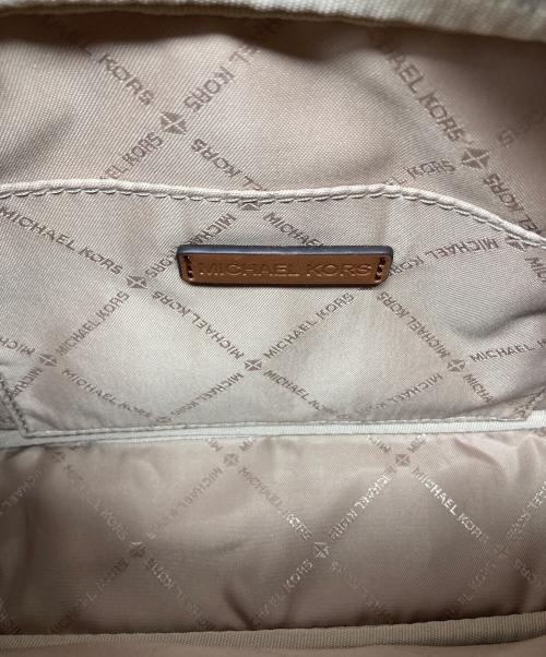 MICHAEL KORS（マイケル・コース）MICHAEL KORS (マイケル・コース) JET SET ITEM クロスボディ ウィズ テックアタッチ/35S5GTTC2B ベージュ サイズ:-の古着・服飾アイテム