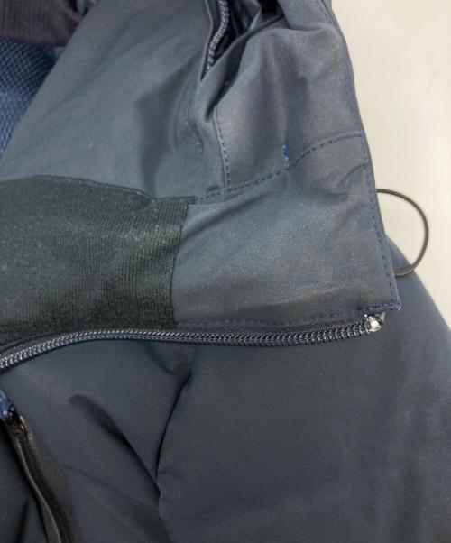 DESCENTE ALLTERRAIN（デザイント オルテライン）DESCENTE ALLTERRAIN (デザイント オルテライン) 水沢ダウンマウンテニア/DAMQGK30U ネイビー サイズ:Oの古着・服飾アイテム
